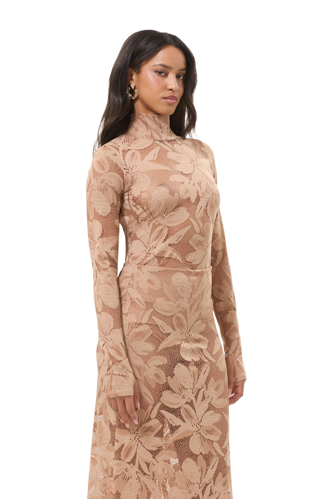 zadie-crochet-lace-top-almond – AFRM