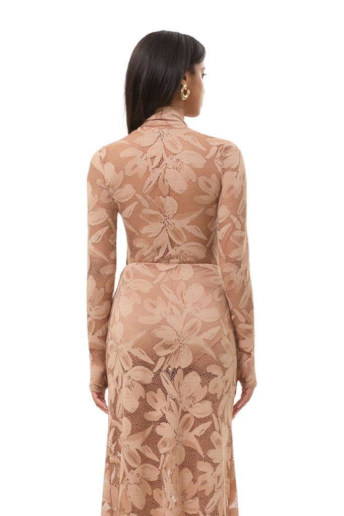 zadie-crochet-lace-top-almond – AFRM
