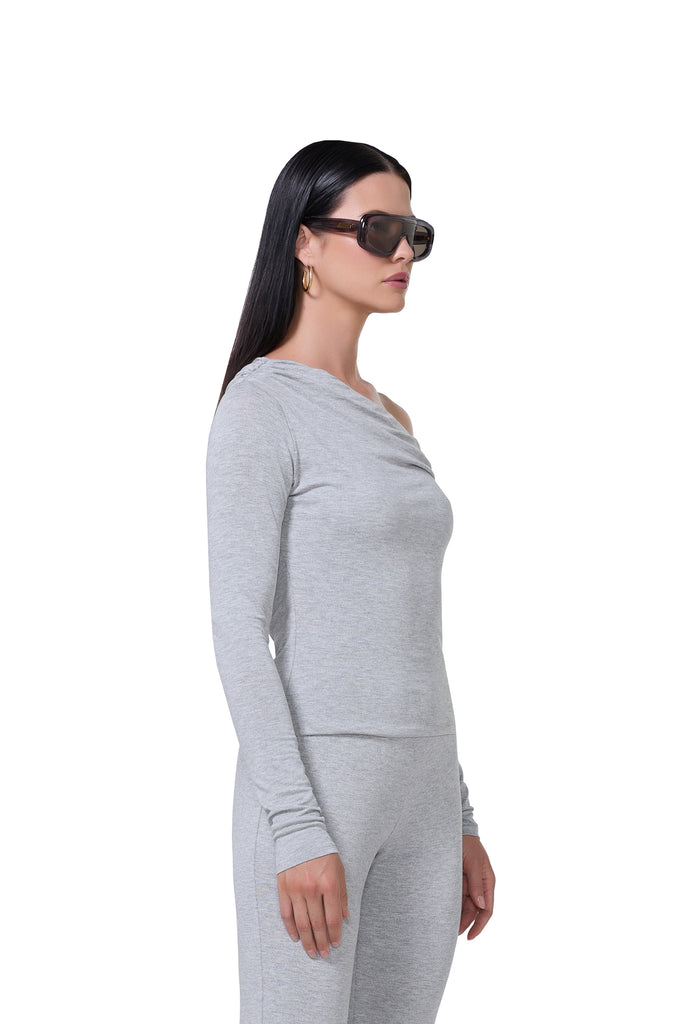 women's slightly off the shoulder long sleeve top in grey