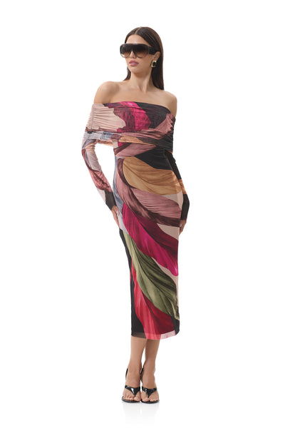 CORNELIA_FEATHER_FAN0050_abe0a