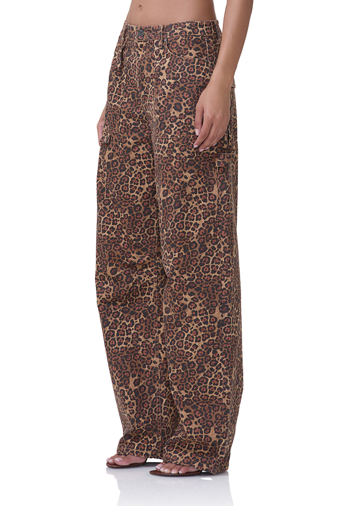 women's barrel jean in rock leopard print 