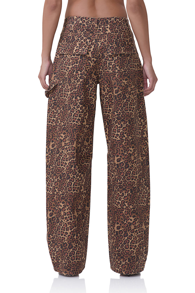 women's barrel jean in rock leopard print 